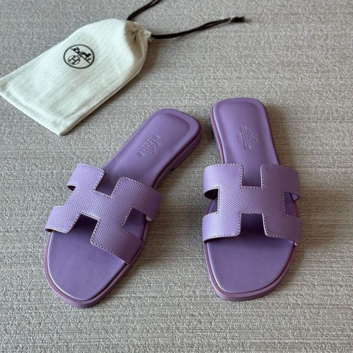 H sandals